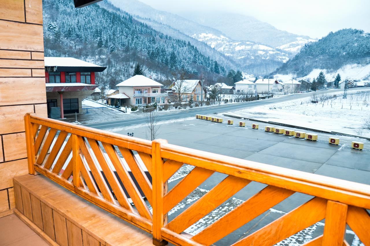 Motel Stecak Jajce Zewnętrze zdjęcie