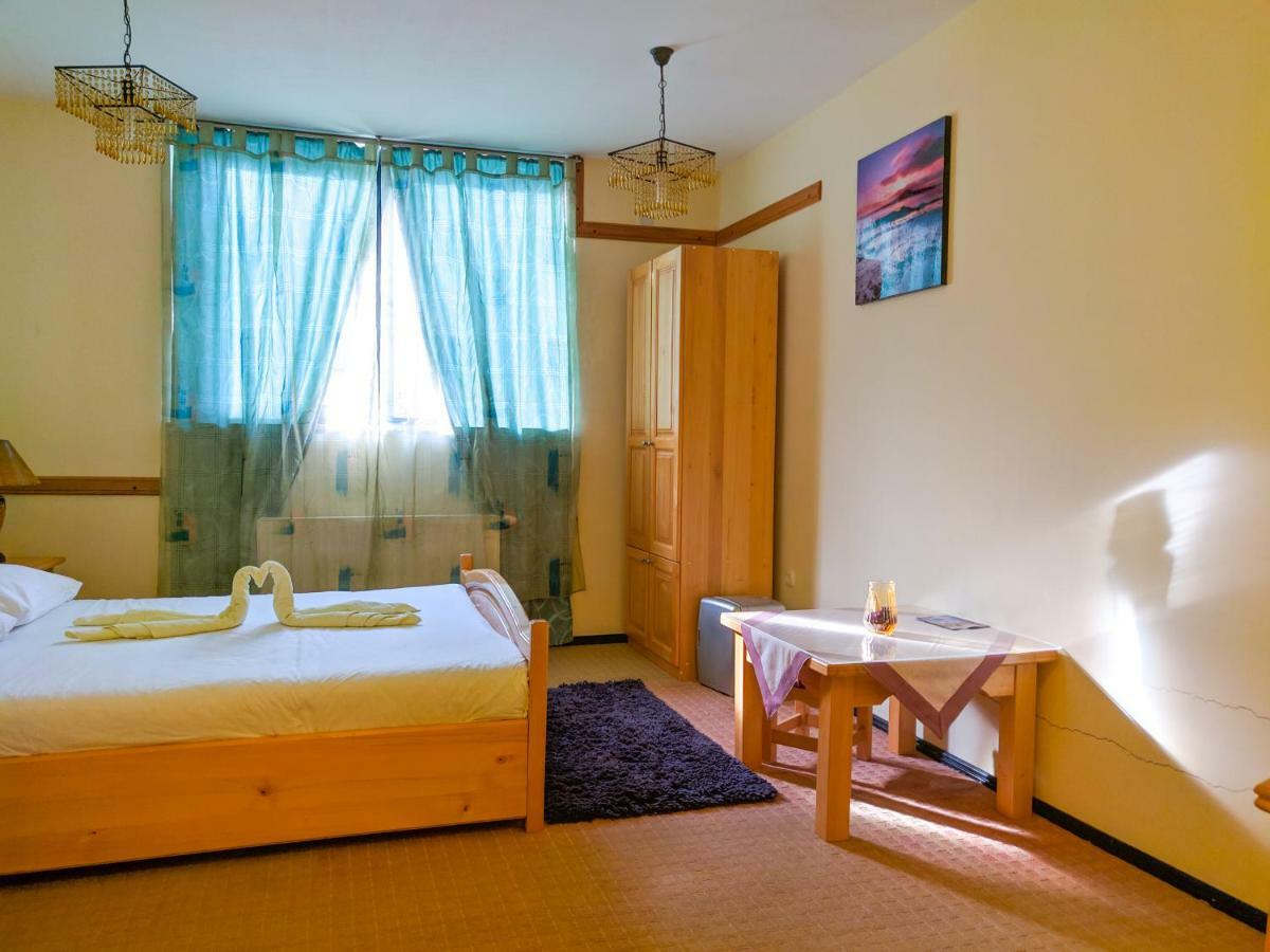 Motel Stecak Jajce Zewnętrze zdjęcie